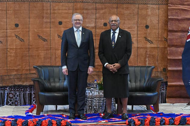 ANTHONY ALBANESE PACIFIC ISLANDS VISIT, Australia™s Prime Minister Anthony Albanese and Fiji™s Prime Minister Sitiveni Rabuka at a welcome ceremony in Suva, Fiji, Monday, July 6, 2026. The Prime Minister is in Fiji s capital Suva, where he s set to sign a major new treaty, before making a brief stop off in Solomon Islands on Tuesday. ( NO ARCHIVING SUVA FIJI  Copyright: xMICKxTSIKASx 20260706161993592170