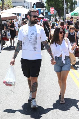Celebrities enjoy a bright, warm day shopping at the Farmers Market Featuring: Adam 22, Lena The Plug Where: Studio City, California, United States When: 05 Jul 2026 Credit: H2Y INSTARimages EDITORIAL USE ONLY. NOT FOR USE BY NEWSPAPERS BASED IN THE UK. Copyright: xx instar55830623