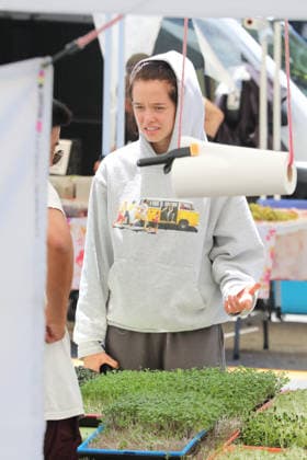Celebrities enjoy a bright, warm day shopping at the Farmers Market Featuring: Shiloh Jolie Where: Studio City, California, United States When: 05 Jul 2026 Credit: H2Y INSTARimages EDITORIAL USE ONLY. NOT FOR USE BY NEWSPAPERS BASED IN THE UK. Copyright: xx instar55830647