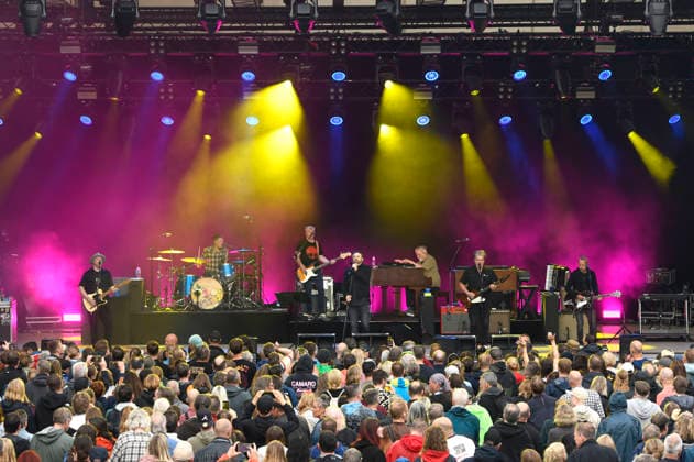 Counting Crows live bei einem Konzert der The Complete Sweets! - Tour auf der Gilde Parkbühne. Hannover, 05.07.2026 *** Counting Crows live at a concert on The Complete Sweets Tour at the Gilde Parkbühne in Hanover, July 5, 2026 Foto:xC.xNiehausx xFuturexImagex crows_6701