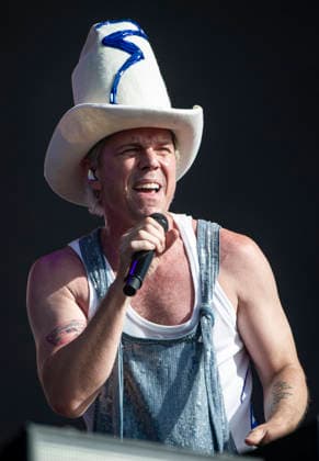 Scissor Sisters at BST Festival 05 July 2026 Scissor Sisters perform at American Express presents BST Hyde Park Festival in London on 5th July 2026. Guest appearance from Mel C. Jason Jake Shears Sellards lead vocals, Scott Babydaddy Hoffman bass guitar, Derek Del Marquis Gruen lead guitar., Credit:Zoran Veselinovic B4859 Avalon UK, London, Hyde Park  Copyright: xZoranxVeselinovicx xB4859x xAvalonx 1114743270