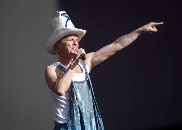 Scissor Sisters at BST Festival 05 July 2026 Scissor Sisters perform at American Express presents BST Hyde Park Festival in London on 5th July 2026. Guest appearance from Mel C. Jason Jake Shears Sellards lead vocals, Scott Babydaddy Hoffman bass guitar, Derek Del Marquis Gruen lead guitar., Credit:Zoran Veselinovic B4859 Avalon UK, London, Hyde Park  Copyright: xZoranxVeselinovicx xB4859x xAvalonx 1114743217
