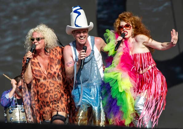 Scissor Sisters at BST Festival 05 July 2026 Scissor Sisters perform at American Express presents BST Hyde Park Festival in London on 5th July 2026. Guest appearance from Mel C. Jason Jake Shears Sellards lead vocals, Scott Babydaddy Hoffman bass guitar, Derek Del Marquis Gruen lead guitar., Credit:Zoran Veselinovic B4859 Avalon UK, London, Hyde Park  Copyright: xZoranxVeselinovicx xB4859x xAvalonx 1114743311