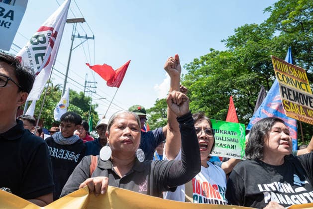 July 6, 2026, Quezon City, Quezon, Philippines: On July 6, 2026, as the impeachment hearings of Vice President Sara Duterte begins, protesters marched to the gates of the Philippine Senate as they damand justice and accountability and the impeachment of the Vice President following her cases of corruption. Quezon City Philippines  - ZUMAy102 20260706_zip_y102_010 Copyright: xKenosisxYapx