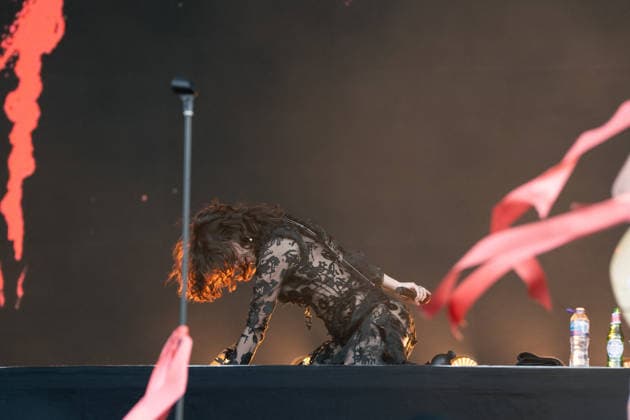 Abigail Morris At Finsbury Park - London Abigail Morris of The Last Dinner Party performs in support of Wolf Alice at Finsbury Park on July 05, 2026 in London, England. Photo by LounisPhotography ABACAPRESS.COM London United Kingdom  Copyright: xLounisPhotography ABACAx