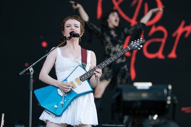 Abigail Morris At Finsbury Park - London Emily Roberts of The Last Dinner Party performs in support of Wolf Alice at Finsbury Park on July 05, 2026 in London, England. Photo by LounisPhotography ABACAPRESS.COM London United Kingdom  Copyright: xLounisPhotography ABACAx