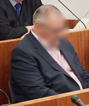 06.07.2026 xkhx Kassel,Langegericht Prozessbeginn Wilke Waldecker Fleisch- und Wurstwaren GmbH & Co. KG KG, Verfahren gegen Bild zeigt Frank Walter S. *** July 6, 2026 xkhx Kassel, Langegericht: Start of trial against Wilke Waldecker Fleisch und Wurstwaren GmbH Co KG KG; the photo shows Frank Walter S. KH