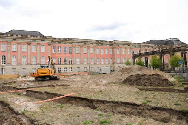Die Baustelle zur Neugestaltung des Steubenplatzes in Potsdam, 5. Juli 2026. Neugestaltung Steubenplatz Potsdam *** The construction site for the redesign of Steubenplatz in Potsdam, July 5, 2026 Redesign of Steubenplatz in Potsdam