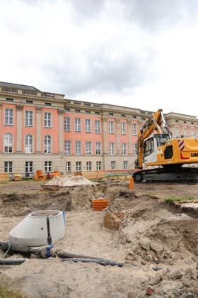 Die Baustelle zur Neugestaltung des Steubenplatzes in Potsdam, 5. Juli 2026. Neugestaltung Steubenplatz Potsdam *** The construction site for the redesign of Steubenplatz in Potsdam, July 5, 2026 Redesign of Steubenplatz in Potsdam
