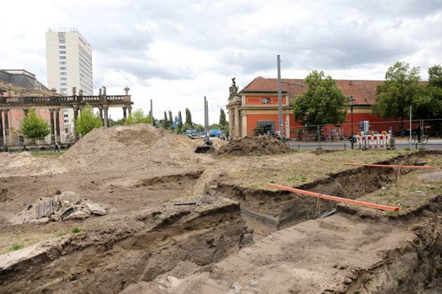 Die Baustelle zur Neugestaltung des Steubenplatzes in Potsdam, 5. Juli 2026. Neugestaltung Steubenplatz Potsdam *** The construction site for the redesign of Steubenplatz in Potsdam, July 5, 2026 Redesign of Steubenplatz in Potsdam