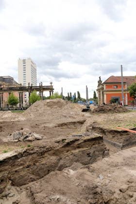 Die Baustelle zur Neugestaltung des Steubenplatzes in Potsdam, 5. Juli 2026. Neugestaltung Steubenplatz Potsdam *** The construction site for the redesign of Steubenplatz in Potsdam, July 5, 2026 Redesign of Steubenplatz in Potsdam