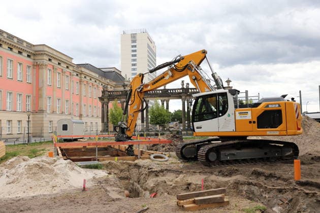 Die Baustelle zur Neugestaltung des Steubenplatzes in Potsdam, 5. Juli 2026. Neugestaltung Steubenplatz Potsdam *** The construction site for the redesign of Steubenplatz in Potsdam, July 5, 2026 Redesign of Steubenplatz in Potsdam