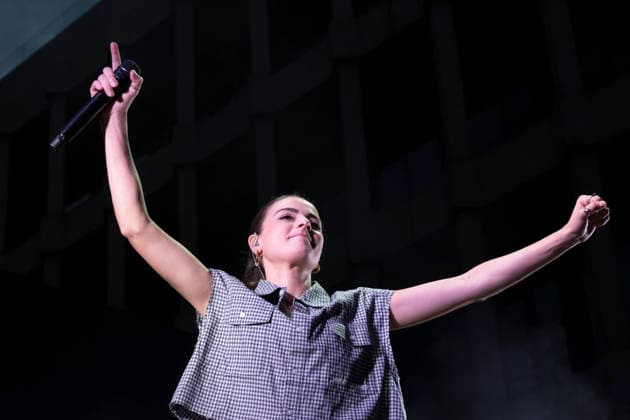 MADO 2026 Festival - Lucia de la Puerta The singer Lucia de la Puerta performs during the MADO 2026 Festival, in the Plaza de las Reinas in Madrid. Madrid Spain Copyright: xAtilanoxGarciax xSOPAxImagesx photo01485