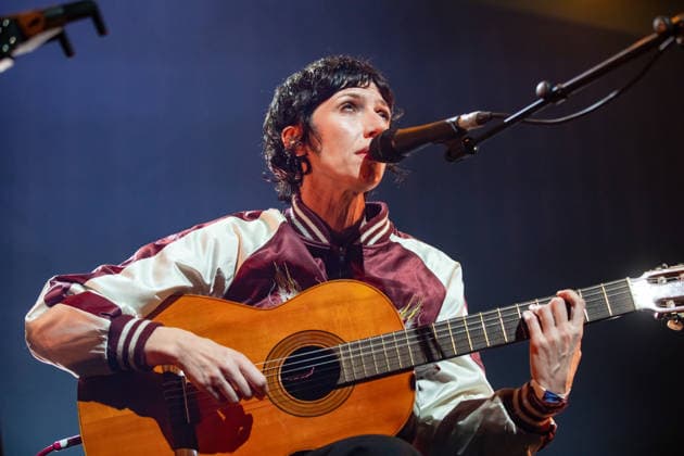 Aldous Harding (Hannah Harding) on stage at the Montreux Jazz Festival 2026 - 05 07 2026 - Switzerland Vaud Montreux -  SimonxBeckerx xLexPictorium LePictorium_0337983