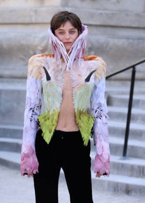 Emma Corrin Arrives at the Schiaparelli Fall Winter 2026–2027 Haute Couture Collection Fashion Show During Paris Fashion Week on July 6, 2026 Denis Guignebourg Bestimage Celebrities at the Schiaparelli Fall Winter 2026–2027 Haute Couture Collection Fashion show, during Paris Fashion Week on July 6, 2026, Paris, France  Copyright: xDenisxGuignebourgx xBestimagexDenisxGuignebourgx xBestimagex