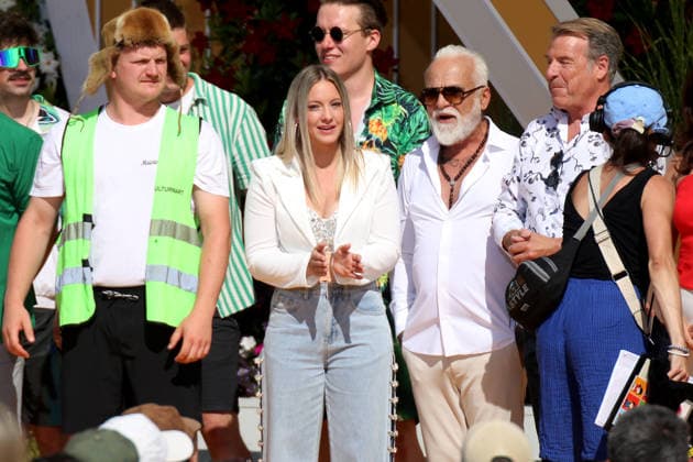 Immer wieder Sonntags 2026 - Folge 6 Rust, 5.07.2026 Charlien bei der Live TV Sendung Immer wieder Sonntags (Folge 6) aus dem Wasserpark Rulantica bei Rust Baden Würtenberg Deutschland *** Always on Sundays 2026, Episode 6, Rust, July 5, 2026: Charlien on the live TV show Always on Sundays, Episode 6, broadcast from the Rulantica Water Park in Rust, Baden-Württemberg, Germany Copyright: xMatthiasxGränzdörferx