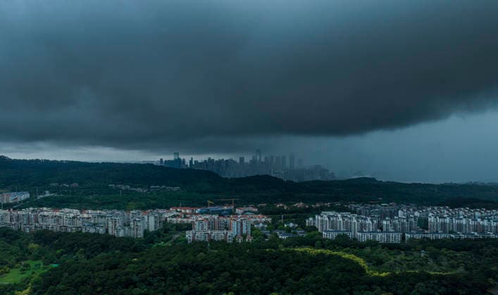 Typhoon Maysak NANNING, CHINA - JULY 6, 2026 - The sky over Qingxiu District is shrouded in dark clouds affected by Typhoon Maysak in Qingxiu District, Nanning City, Guangxi Province, China on the evening of July 6, 2026. Nanning Guangxi China  Copyright: xCFOTOx i1783365200832