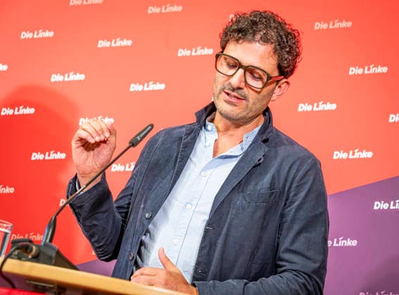 Luigi Pantisano EUR, Deutschland, Berlin, 06.07.2026: Pressekonferenz von Luigi Pantisano Vorsitzender der Partei Die Linke im Karl-Liebknecht-Haus zu aktuellen Themen. *** Luigi Pantisano EUR, Germany, Berlin, July 6, 2026 Press conference by Luigi Pantisano, Chair of the Die Linke party, at the Karl Liebknecht House on current issues
