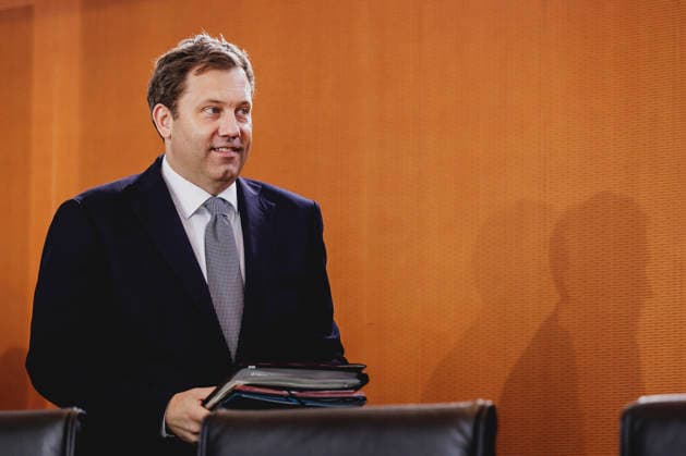 Lars Klingbeil, Bundesminister der Finanzen, aufgenommen im Rahmen der Kabinettssitzung im Bundeskanzleramt in Berlin, 06.07.2026. Bei der heutigen Sitzung will die Regierung den Haushaltsentwurf beschliessen. Berlin Deutschland *** Lars Klingbeil, Federal Minister of Finance, photographed during a cabinet meeting at the Federal Chancellery in Berlin, July 6, 2026. At today s meeting, the government plans to approve the draft budget. Berlin, Germany Copyright: xFlorianxGaertnerx