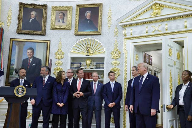 US President Donald J. Trump delivers remarks on Trump Accounts US President Donald J. Trump prepares to speak on the first day of trading for Trump Accounts in the Oval Office of the White House in Washington, DC, USA, 06 July 2026. Trump Accounts grant eligible US children born between 2026 and 2028 $1000.00 to fund ‘starter’ IRAs. WASHINGTON DISTRICT OF COLUMBIA United States  Copyright: xPool ABACAx