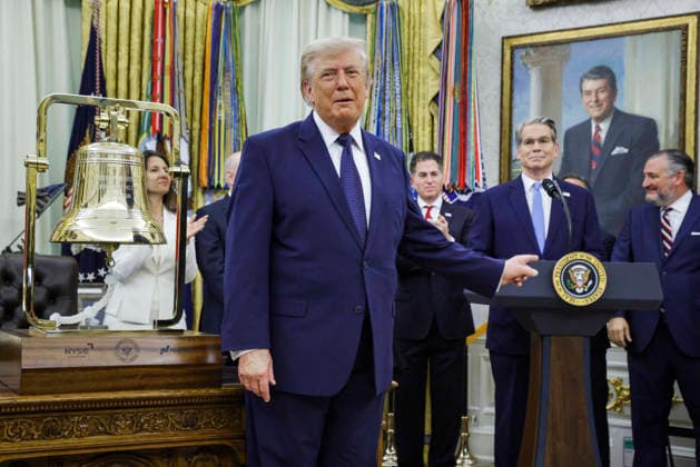 US President Donald J. Trump delivers remarks on Trump Accounts US President Donald J. Trump smiles after ringing the opening bell of the Nasdaq and the New York Stock Exchange (NYSE) to celebrate the first day of trading for Trump Accounts in the Oval Office of the White House in Washington, DC, USA, 06 July 2026. Trump Accounts grant eligible US children born between 2026 and 2028 $1000.00 to fund ‘starter’ IRAs. WASHINGTON DISTRICT OF COLUMBIA United States  Copyright: xPool ABACAx