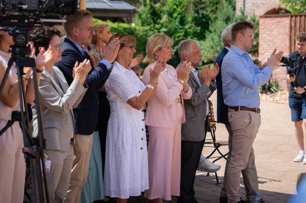 Eröffnung, Europa Park Kinderhaus Kleine Helden, RTL, Wir helfen Kindern, ; Familie Mack, Rust Europa Park Deutschland *** Grand Opening, Europa-Park Kleine Helden Children s House, RTL, Wir helfen Kindern, the Mack Family, Rust, Europa-Park, Germany Copyright: xFINLEYxMÖRCHx