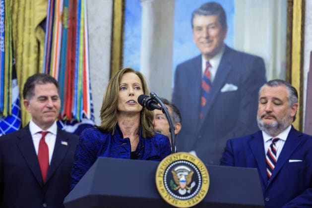 US President Donald J. Trump delivers remarks on Trump Accounts Nasdaq CEO Adena Friedman speaks on the first day of trading for Trump Accounts in the Oval Office of the White House in Washington, DC, USA, 06 July 2026. Trump Accounts grant eligible US children born between 2026 and 2028 $1000.00 to fund ‘starter’ IRAs. WASHINGTON DISTRICT OF COLUMBIA United States  Copyright: xPool ABACAx