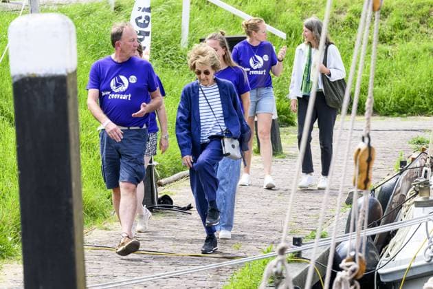 Enkhuizen, The Netherlands, 2026-07-06 15:18:04 ENKHUIZEN , 06-07-2026, Zuiderzeemuseum Princess Margriet visits the Zuiderzeevaart sailing camp of the Foundation for Children s Oncological Holiday Camps (SKOV) in Enkhuizen. Since 1986, the SKOV has organized several holiday camps and a family day annually for children with cancer and is celebrating its 40th anniversary this year. PHOTO: NLBeeld Patrick van Emst Credit: NL Beeld Patrick van Emst  Copyright: xx x