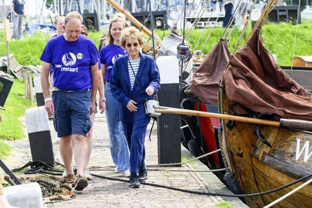 Enkhuizen, The Netherlands, 2026-07-06 15:19:01 ENKHUIZEN , 06-07-2026, Zuiderzeemuseum Princess Margriet visits the Zuiderzeevaart sailing camp of the Foundation for Children s Oncological Holiday Camps (SKOV) in Enkhuizen. Since 1986, the SKOV has organized several holiday camps and a family day annually for children with cancer and is celebrating its 40th anniversary this year. PHOTO: NLBeeld Patrick van Emst Credit: NL Beeld Patrick van Emst  Copyright: xx x