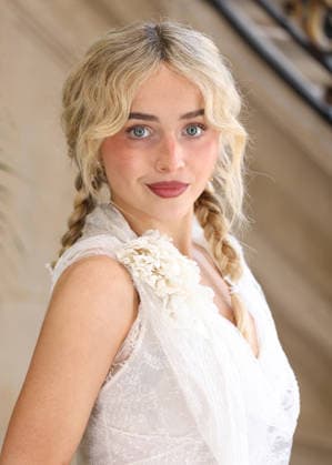 Sabrina Carpenter at the photocall for the DIOR Fall Winter 2026–2027 Haute Couture fashion show during Paris Fashion Week (PFW) at the Rodin Museum in Paris, France, on July 6, 2026. Denis Guignebourg, Bestimage. Photocall for the Dior fashion show as part of Paris Haute Couture Fall Winter 2026, held at the Rodin Museum on July 6, 2026, in Paris, France. Paris, France  Copyright: xDenisxGuignebourgx xBestimagexDenisxGuignebourgx xBestimagex