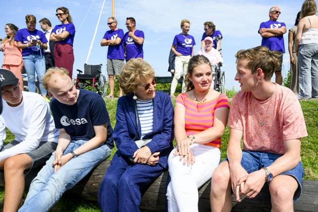 Enkhuizen, The Netherlands, 2026-07-06 16:03:16 ENKHUIZEN , 06-07-2026, Zuiderzeemuseum Princess Margriet visits the Zuiderzeevaart sailing camp of the Foundation for Children s Oncological Holiday Camps (SKOV) in Enkhuizen. Since 1986, the SKOV has organized several holiday camps and a family day annually for children with cancer and is celebrating its 40th anniversary this year. PHOTO: NLBeeld Patrick van Emst Credit: NL Beeld Patrick van Emst  Copyright: xx x
