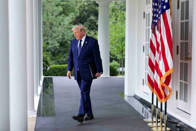 US President Donald J. Trump delivers remarks on the Trump Accounts US President Donald J. Trump walks from the Oval Office to deliver remarks on Trump Accounts at a Rose Garden Club luncheon at the White House in Washington, DC, USA, 06 July 2026. Trump Accounts grant eligible US children born between 2026 and 2028 $1000.00 to fund starter IRAs. WASHINGTON DISTRICT OF COLUMBIA United States  Copyright: xPool ABACAx