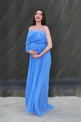 . 06 07 2026. London, United Kingdom. Anne Hathaway arriving at The Odyssey world premiere in London.  xStephenxLockx xi-Imagesx IIM-26887-0005