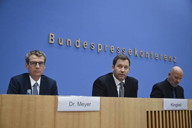 German Finance Minister and Vice Chancellor Lars Klingbeil BERLIN, GERMANY - JULY 6: German Finance Minister and Vice Chancellor Lars Klingbeil presents the government s draft 2027 federal budget and financial plan through 2030 during a press conference in Berlin, Germany, on July 6, 2026. Halil Sagirkaya Anadolu Berlin Germany. Editorial use only. Please get in touch for any other usage.  Copyright: x2026xAnadoluxHalilxSagirkayax