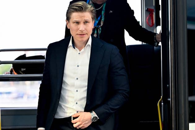Ahead of 36th NATO Summit in Ankara ANKARA, TURKIYE - JULY 6: Finnish Defense Minister Antti Edvard Hakkanen arrives at Esenboga Airport ahead of the 36th NATO Heads of State and Government Summit in Ankara, Turkiye, on July 6, 2026.? Ismail Kaplan Anadolu Ankara Turkey. Editorial use only. Please get in touch for any other usage.  Copyright: x2026xAnadoluxIsmailxKaplanx