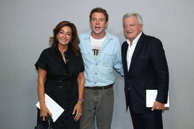 Katia Toledano, Jonathan Anderson, and Sidney Toledano pose following the Christian Dior Fashion Show, Fall Winter 2026–2027 Haute Couture Collection, as part of Paris Fashion Week, France, on July 6, 2026 Bertrand Rindoff Bestimage Christian Dior Haute Couture Fall Winter 2026–2027 show as part of Paris Fashion Week on July 6, 2026, in Paris, France Paris, France  Copyright: xBERTRANDxRINDOFFxPETROFFx xBESTIMAGExBERTRANDxRINDOFFxPETROFFx xBESTIMAGEx