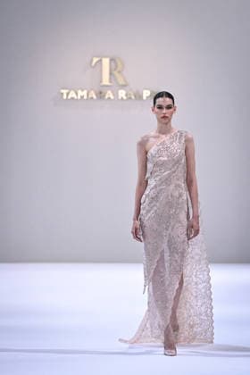 PFW - Tamara Ralph Runway in Paris FA A model walks the runway the Autumn-Winter 2027 2028 couture collection by Tamara Ralph during the Paris Fashion Week, on July 6, 2026. Photo by Firas Abdullah ABACAPRESS.COM Paris Ile-de-France France  Copyright: xAbdullahxFiras ABACAx