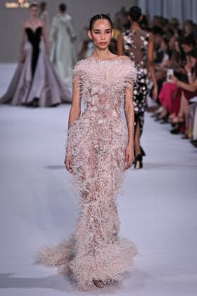 PFW - Tamara Ralph Runway in Paris FA A model walks the runway the Autumn-Winter 2027 2028 couture collection by Tamara Ralph during the Paris Fashion Week, on July 6, 2026. Photo by Firas Abdullah ABACAPRESS.COM Paris Ile-de-France France  Copyright: xAbdullahxFiras ABACAx