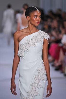 PFW - Tamara Ralph Runway in Paris FA A model walks the runway the Autumn-Winter 2027 2028 couture collection by Tamara Ralph during the Paris Fashion Week, on July 6, 2026. Photo by Firas Abdullah ABACAPRESS.COM Paris Ile-de-France France  Copyright: xAbdullahxFiras ABACAx