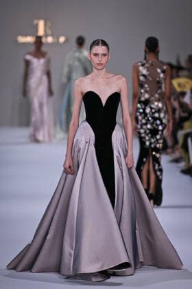 PFW - Tamara Ralph Runway in Paris FA A model walks the runway the Autumn-Winter 2027 2028 couture collection by Tamara Ralph during the Paris Fashion Week, on July 6, 2026. Photo by Firas Abdullah ABACAPRESS.COM Paris Ile-de-France France  Copyright: xAbdullahxFiras ABACAx