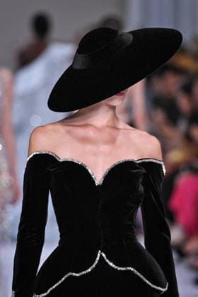 PFW - Tamara Ralph Runway in Paris FA A model walks the runway the Autumn-Winter 2027 2028 couture collection by Tamara Ralph during the Paris Fashion Week, on July 6, 2026. Photo by Firas Abdullah ABACAPRESS.COM Paris Ile-de-France France  Copyright: xAbdullahxFiras ABACAx