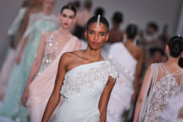 PFW - Tamara Ralph Runway in Paris FA A model walks the runway the Autumn-Winter 2027 2028 couture collection by Tamara Ralph during the Paris Fashion Week, on July 6, 2026. Photo by Firas Abdullah ABACAPRESS.COM Paris Ile-de-France France  Copyright: xAbdullahxFiras ABACAx
