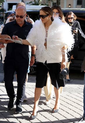 jennifer Lopez in Paris Jennifer Lopez in Paris during the Fashion Week . France , Paris on july 6 , 2026  Copyright: xDidierxFereyx