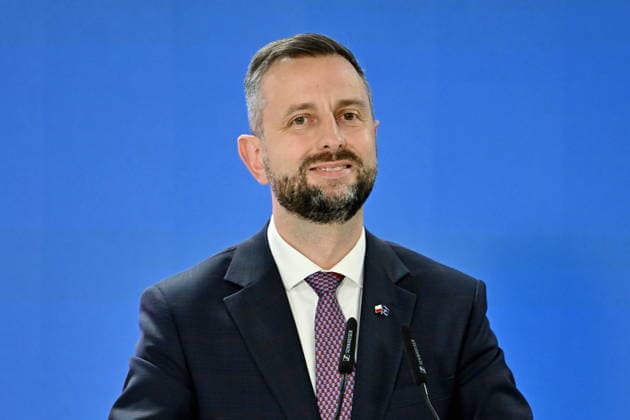 RECORD DATE NOT STATED !!!! NO RUSSIA !!!! 06.07.2026 KONFERENCJA PRASOWA MINISTRA OBRONY NARODOWEJ I WICEPREMIERA --- Press conference by the Polish Minister of National Defence and the Polish Deputy Prime Minister regarding support for Ukraine WLADYSLAW KOSINIAK KAMYSZ W SPRAWIE WSPARCIA UKRAINY SPRZET WOJSKOWY WOJSKO DONACJE DONACJA DLA UKRAINY FOT DAMIAN BURZYKOWSKI NEWSPIX.PL NEWSPIX.PL --- newspix.pl 