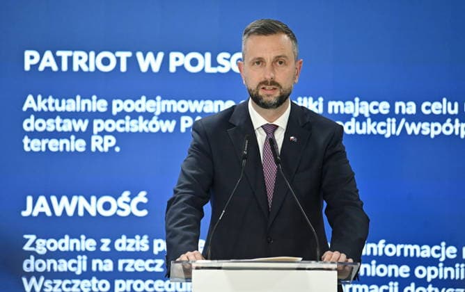 RECORD DATE NOT STATED !!!! NO RUSSIA !!!! 06.07.2026 KONFERENCJA PRASOWA MINISTRA OBRONY NARODOWEJ I WICEPREMIERA --- Press conference by the Polish Minister of National Defence and the Polish Deputy Prime Minister regarding support for Ukraine WLADYSLAW KOSINIAK KAMYSZ W SPRAWIE WSPARCIA UKRAINY SPRZET WOJSKOWY WOJSKO DONACJE DONACJA DLA UKRAINY FOT DAMIAN BURZYKOWSKI NEWSPIX.PL NEWSPIX.PL --- newspix.pl 