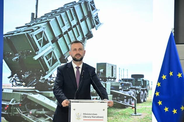 RECORD DATE NOT STATED !!!! NO RUSSIA !!!! 06.07.2026 KONFERENCJA PRASOWA MINISTRA OBRONY NARODOWEJ I WICEPREMIERA --- Press conference by the Polish Minister of National Defence and the Polish Deputy Prime Minister regarding support for Ukraine WLADYSLAW KOSINIAK KAMYSZ W SPRAWIE WSPARCIA UKRAINY SPRZET WOJSKOWY WOJSKO DONACJE DONACJA DLA UKRAINY FOT DAMIAN BURZYKOWSKI NEWSPIX.PL NEWSPIX.PL --- newspix.pl 