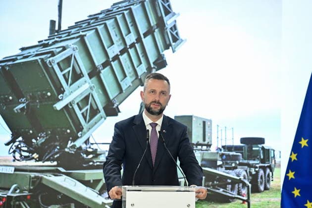 RECORD DATE NOT STATED !!!! NO RUSSIA !!!! 06.07.2026 KONFERENCJA PRASOWA MINISTRA OBRONY NARODOWEJ I WICEPREMIERA --- Press conference by the Polish Minister of National Defence and the Polish Deputy Prime Minister regarding support for Ukraine WLADYSLAW KOSINIAK KAMYSZ W SPRAWIE WSPARCIA UKRAINY SPRZET WOJSKOWY WOJSKO DONACJE DONACJA DLA UKRAINY FOT DAMIAN BURZYKOWSKI NEWSPIX.PL NEWSPIX.PL --- newspix.pl 