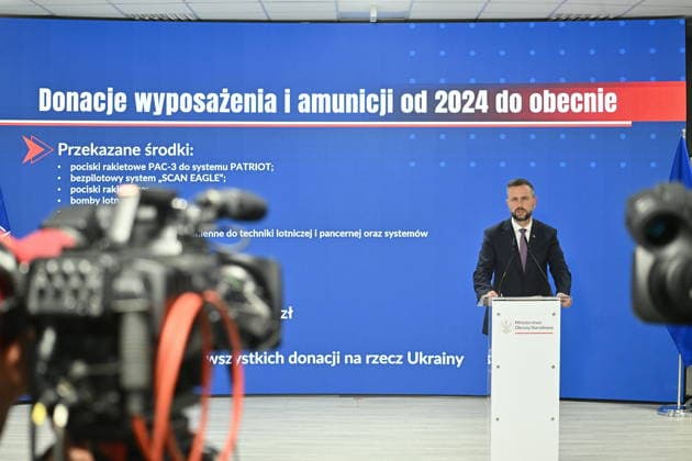 RECORD DATE NOT STATED !!!! NO RUSSIA !!!! 06.07.2026 KONFERENCJA PRASOWA MINISTRA OBRONY NARODOWEJ I WICEPREMIERA --- Press conference by the Polish Minister of National Defence and the Polish Deputy Prime Minister regarding support for Ukraine WLADYSLAW KOSINIAK KAMYSZ W SPRAWIE WSPARCIA UKRAINY SPRZET WOJSKOWY WOJSKO DONACJE DONACJA DLA UKRAINY FOT DAMIAN BURZYKOWSKI NEWSPIX.PL NEWSPIX.PL --- newspix.pl 
