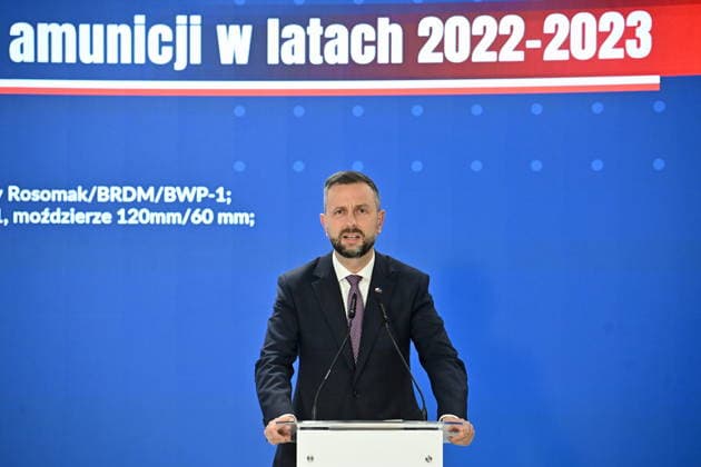 RECORD DATE NOT STATED !!!! NO RUSSIA !!!! 06.07.2026 KONFERENCJA PRASOWA MINISTRA OBRONY NARODOWEJ I WICEPREMIERA --- Press conference by the Polish Minister of National Defence and the Polish Deputy Prime Minister regarding support for Ukraine WLADYSLAW KOSINIAK KAMYSZ W SPRAWIE WSPARCIA UKRAINY SPRZET WOJSKOWY WOJSKO DONACJE DONACJA DLA UKRAINY FOT DAMIAN BURZYKOWSKI NEWSPIX.PL NEWSPIX.PL --- newspix.pl 