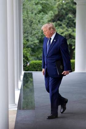 July 6, 2026, Washington, District Of Columbia, USA: US President Donald J. Trump walks from the Oval Office to deliver remarks on Trump Accounts at a Rose Garden Club luncheon at the White House in Washington, DC, USA, 06 July 2026. Trump Accounts grant eligible US children born between 2026 and 2028 000.00 to fund Ã¢â‚¬oestarterÃ¢â‚¬Â IRAs Washington USA - ZUMAs152 20260706_faa_s152_095 Copyright: xShawnxThewx-xPoolxviaxCNPx